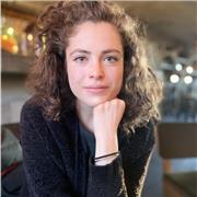 Laureata in lingue e letterature straniere offre lezioni di inglese